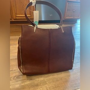 Market and Spruce Burgundy Lenora shoulder bag with zipper detail